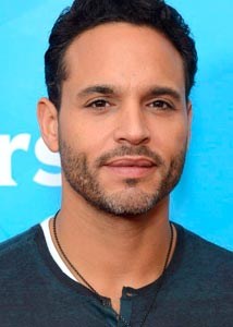 Дэниел Санжата Daniel Sunjata