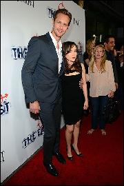 alexander-skarsgard003 (400x601, 52 kБ...)