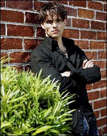 james-marsden068 (636x807, 201 kБ...)