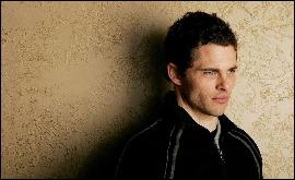 james-marsden085 (807x492, 104 kБ...)
